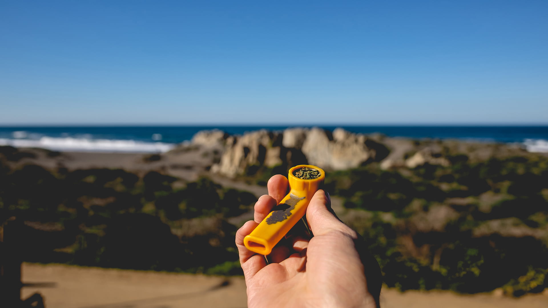 Outdoors Smoking Banner Image